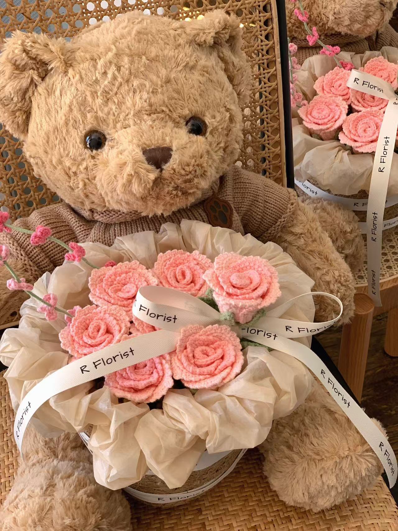 Meetjane bouquet| Melbourne handmade crochet flower | Sweet Embrace Bouquet|MELBOURNE ONLY