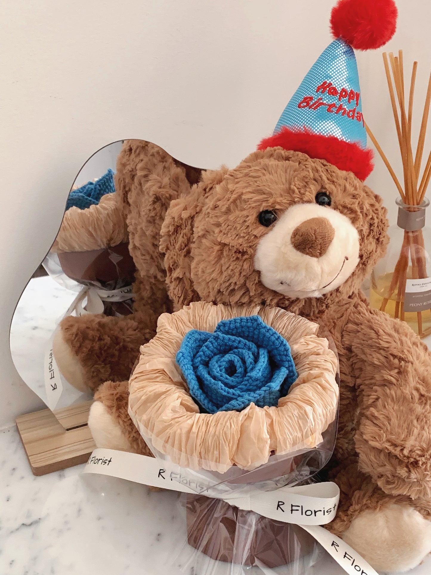 Meetjane bouquet| Melbourne handmade crochet flower |Birthday Bear with Crochet Rose|MELBOURNE ONLY