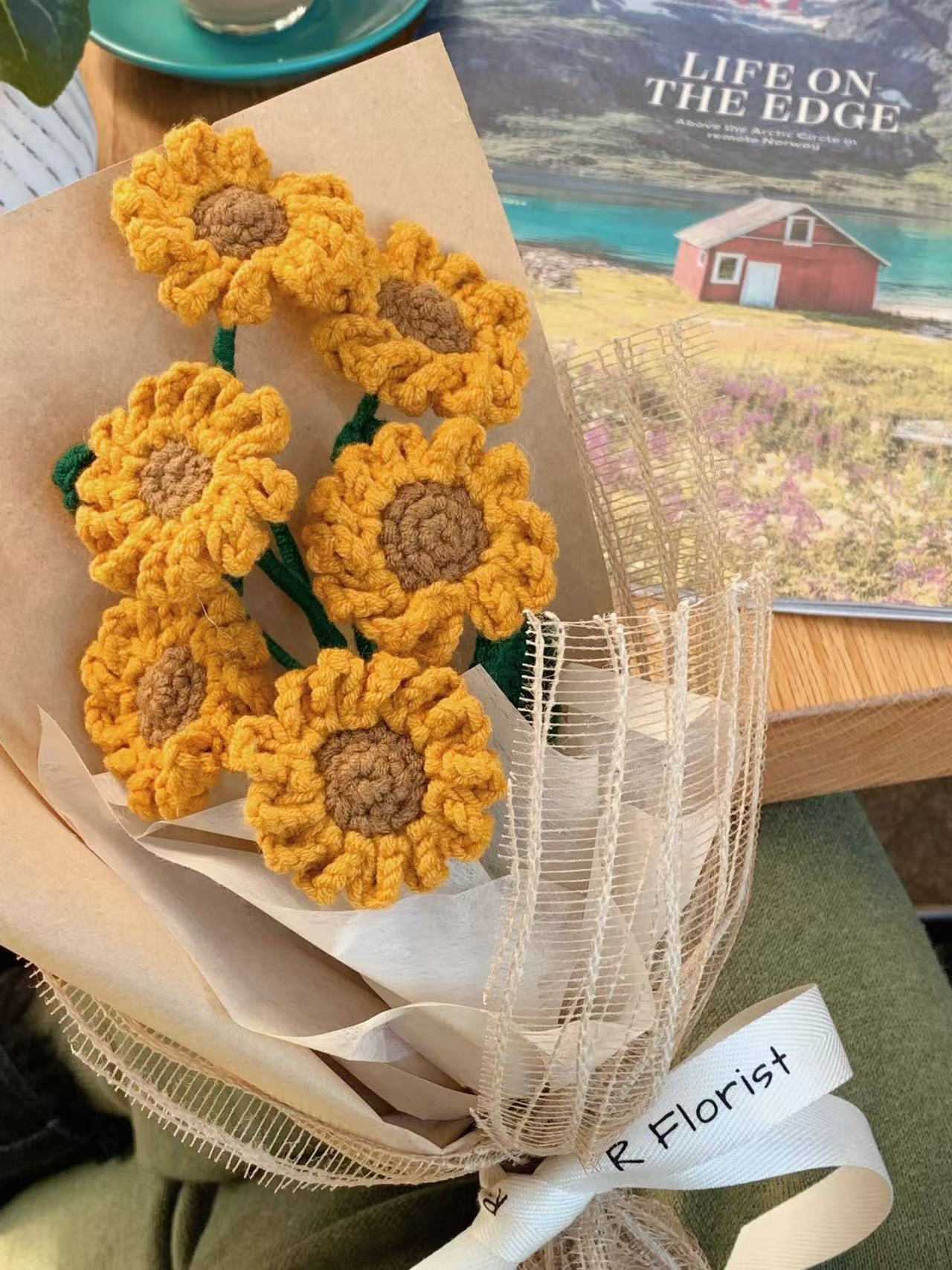 Meetjane bouquet| Melbourne handmade crochet flower |Sunny Day Mini Sunflower Bouquet|MELBOURNE ONLY