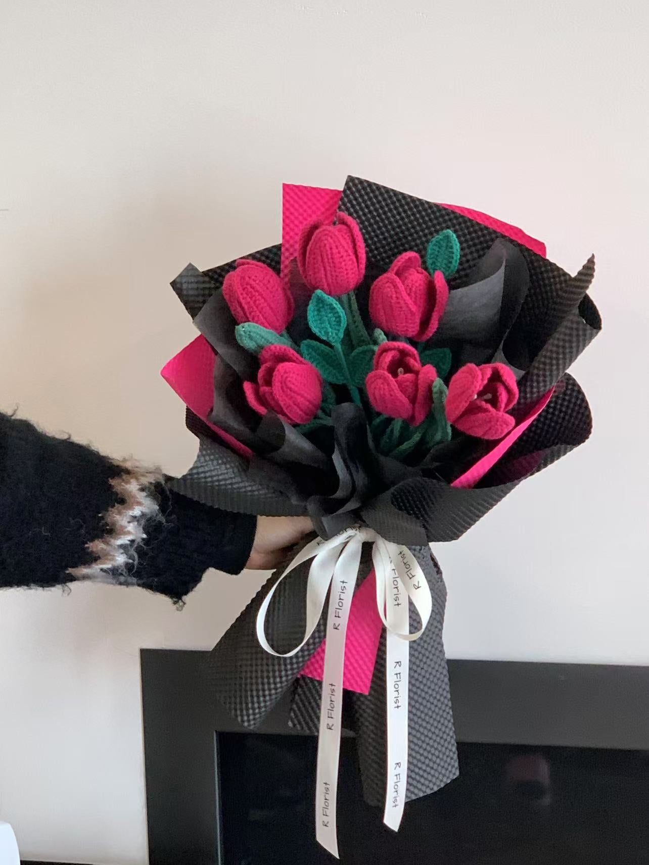 Meetjane bouquet| Melbourne handmade crochet flower |Barbie Noir Tulip Bouquet|MELBOURNE ONLY