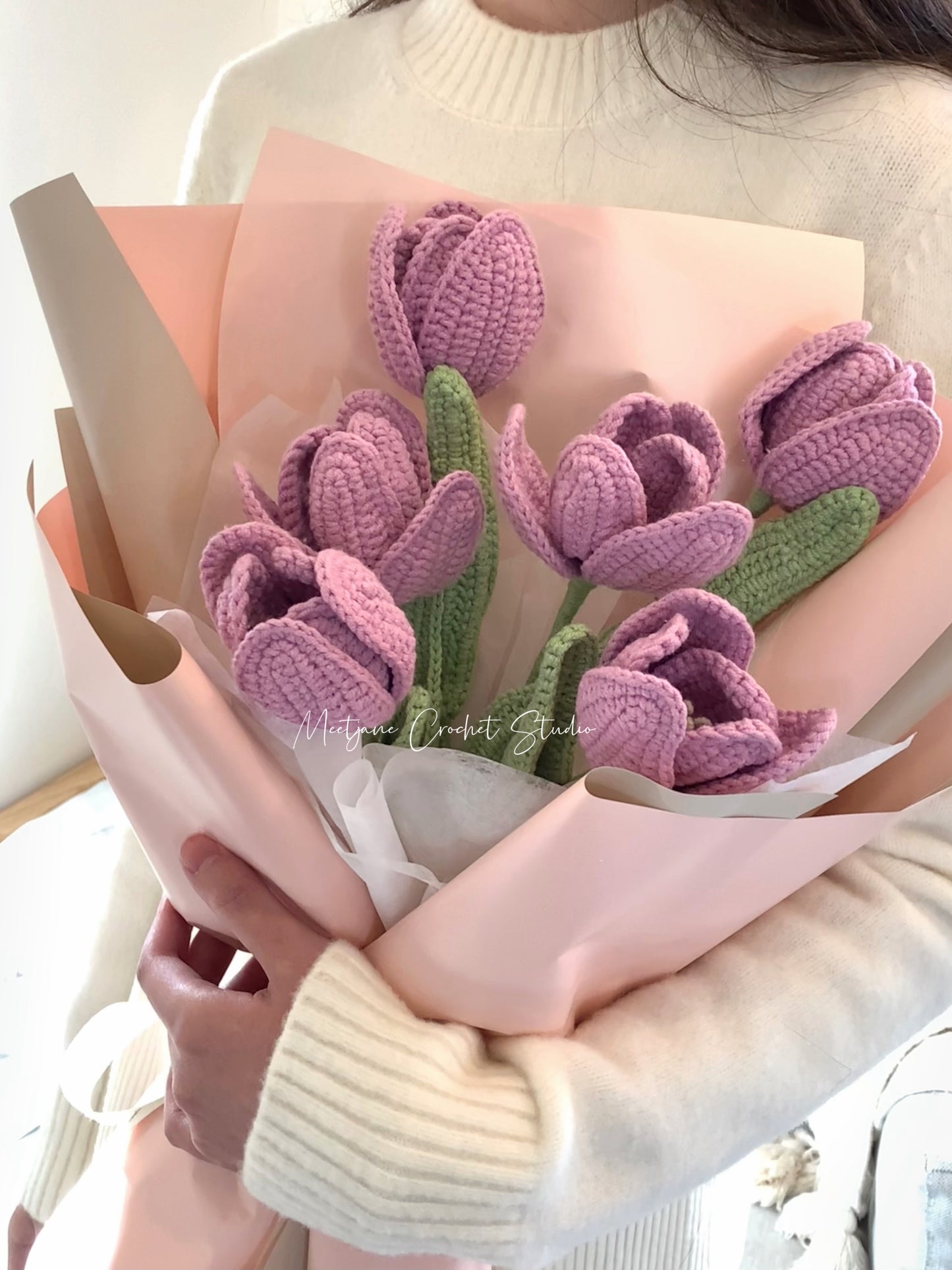 Meetjane bouquet| Melbourne handmade crochet flower |bouquet|white/purple|TULIP|MELBOURNE ONLY