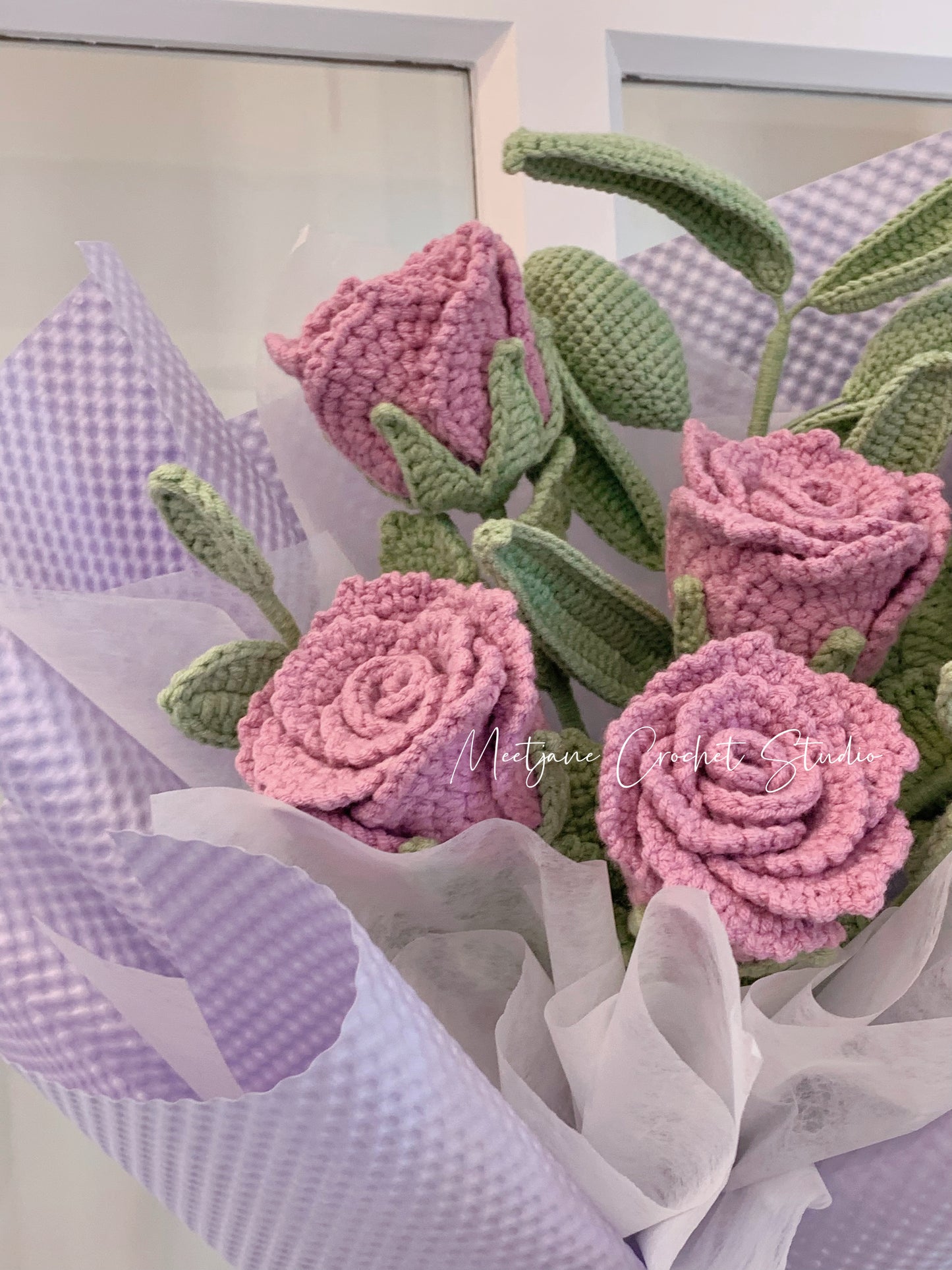 Meetjane bouquet| Melbourne handmade crochet flower |bouquet|rose|blue/pink|MELBOURNE ONLY