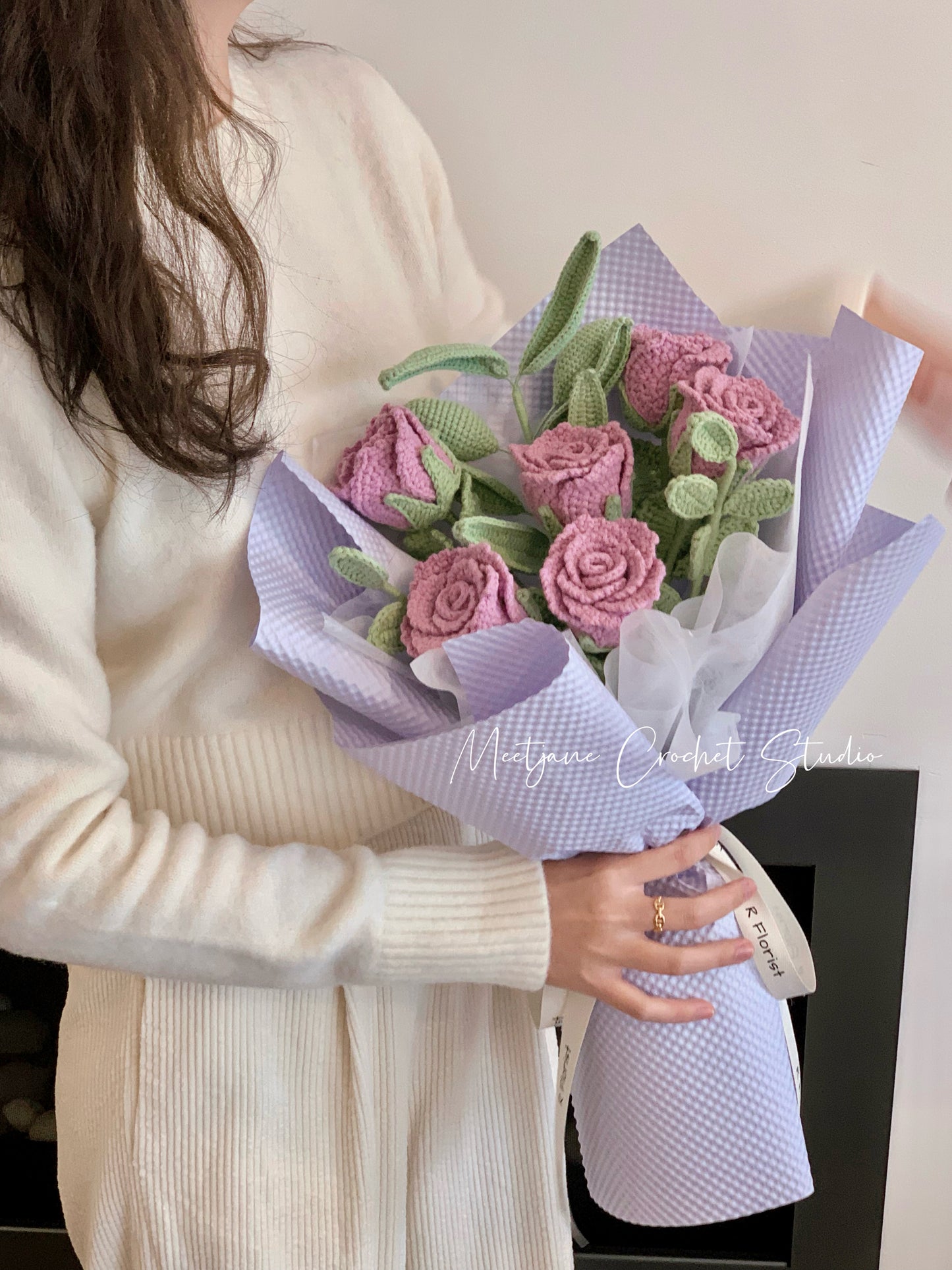 Meetjane bouquet| Melbourne handmade crochet flower |bouquet|rose|blue/pink|MELBOURNE ONLY