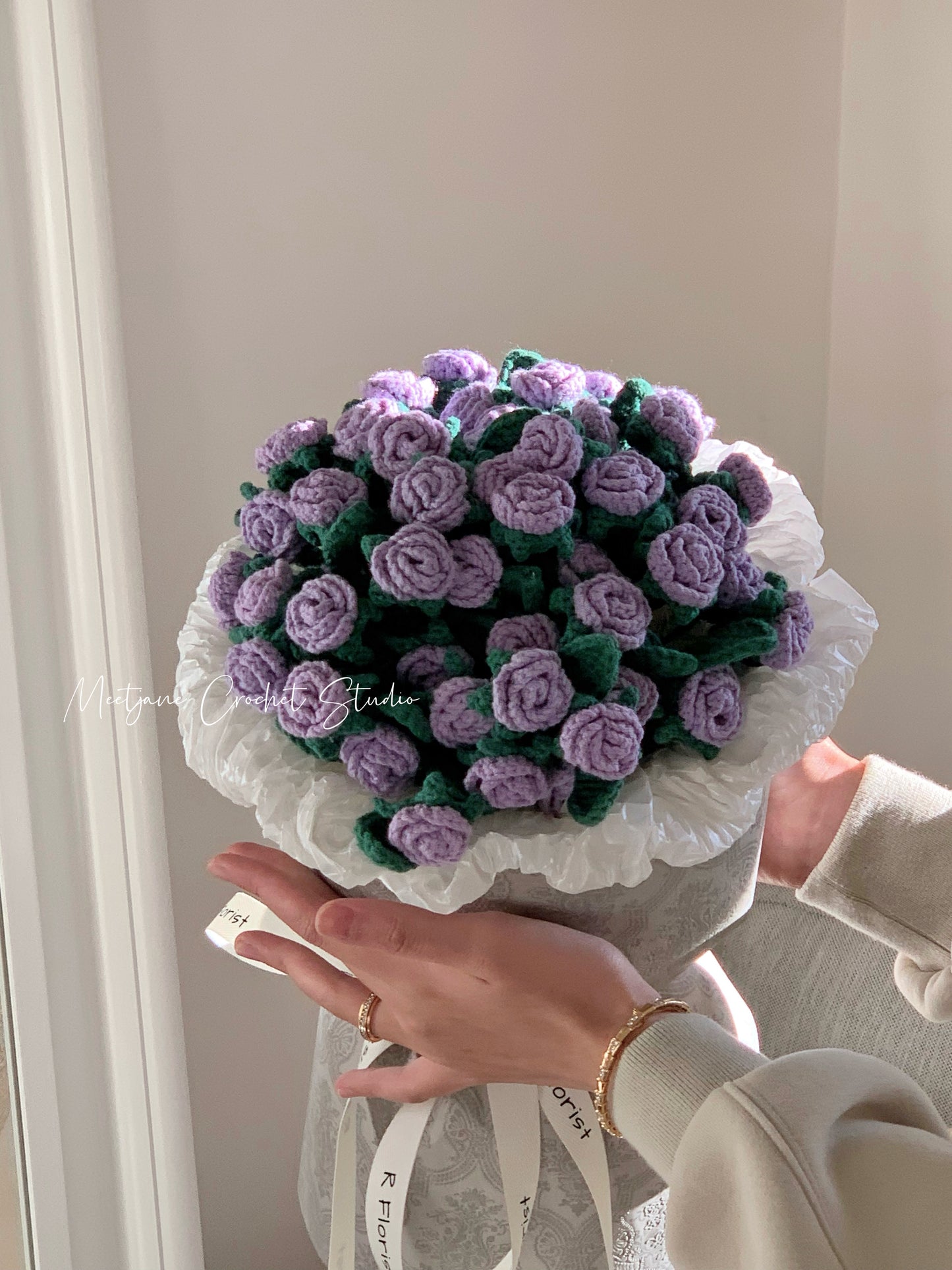 Meetjane bouquet| Melbourne handmade crochet flower |bouquet|Spray rose|purple|MELBOURNE ONLY