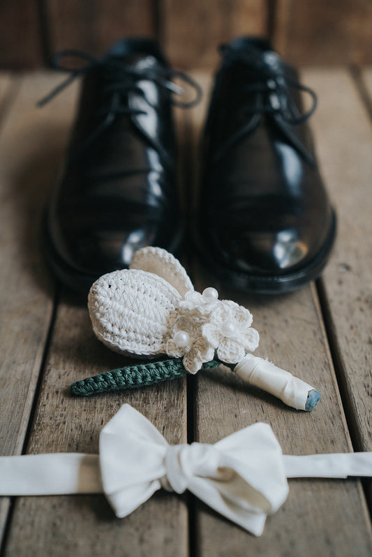 Crochet Wedding|Melbourne handmade |Wedding bouquet|Groom buttonhole