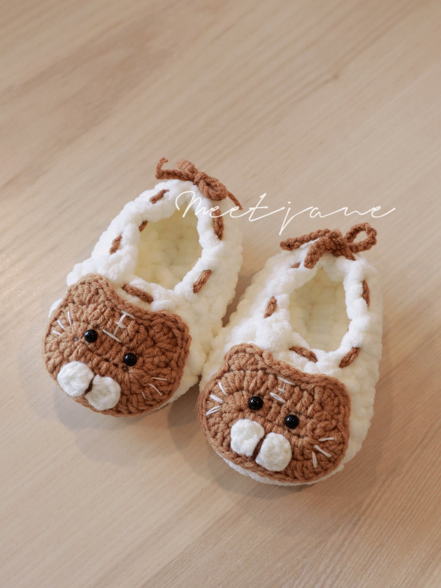 Crochet Gift| Melbourne |baby shower gift|Baby shoes|TIGER