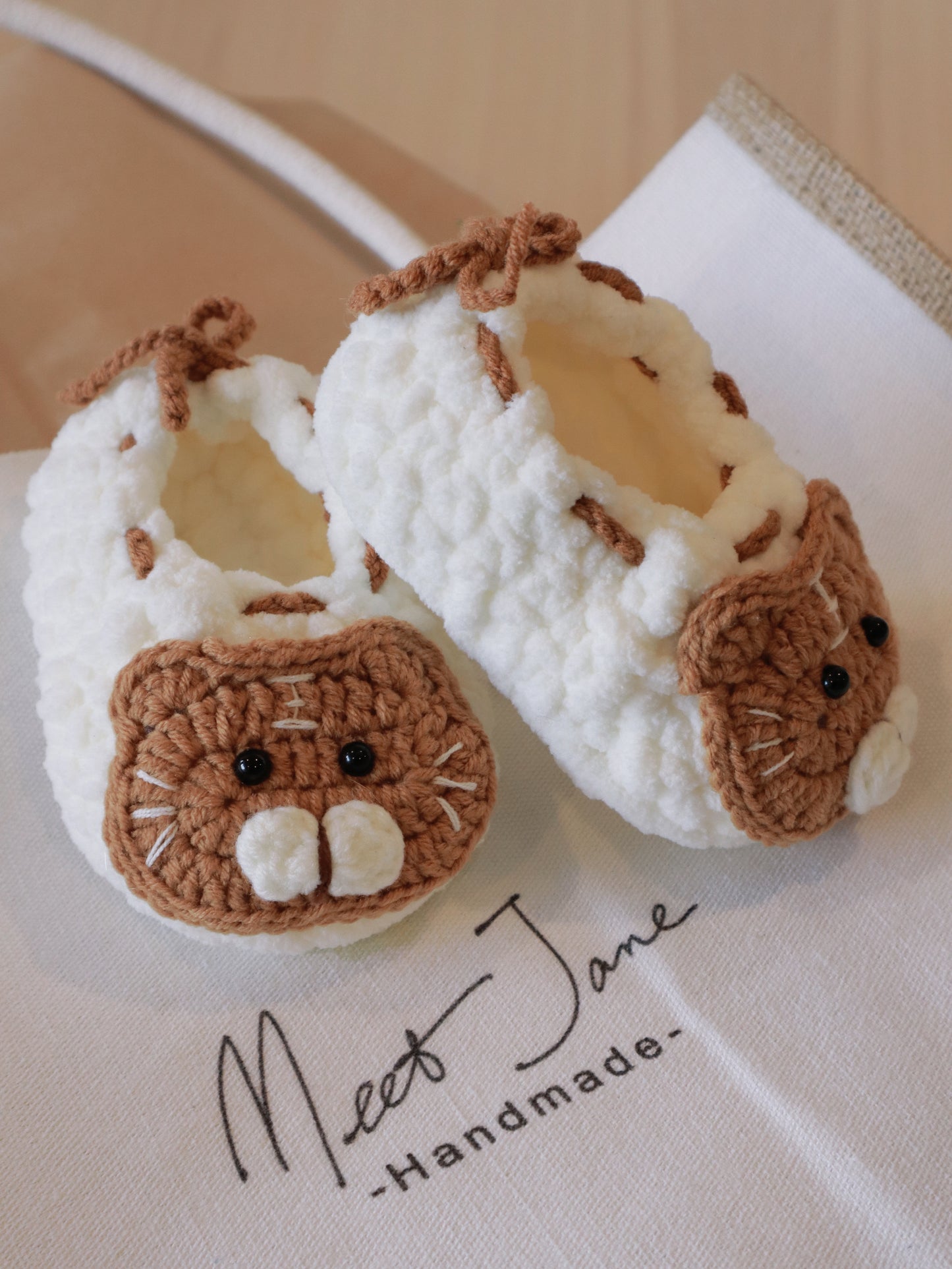 Crochet Gift| Melbourne |baby shower gift|Baby shoes|TIGER