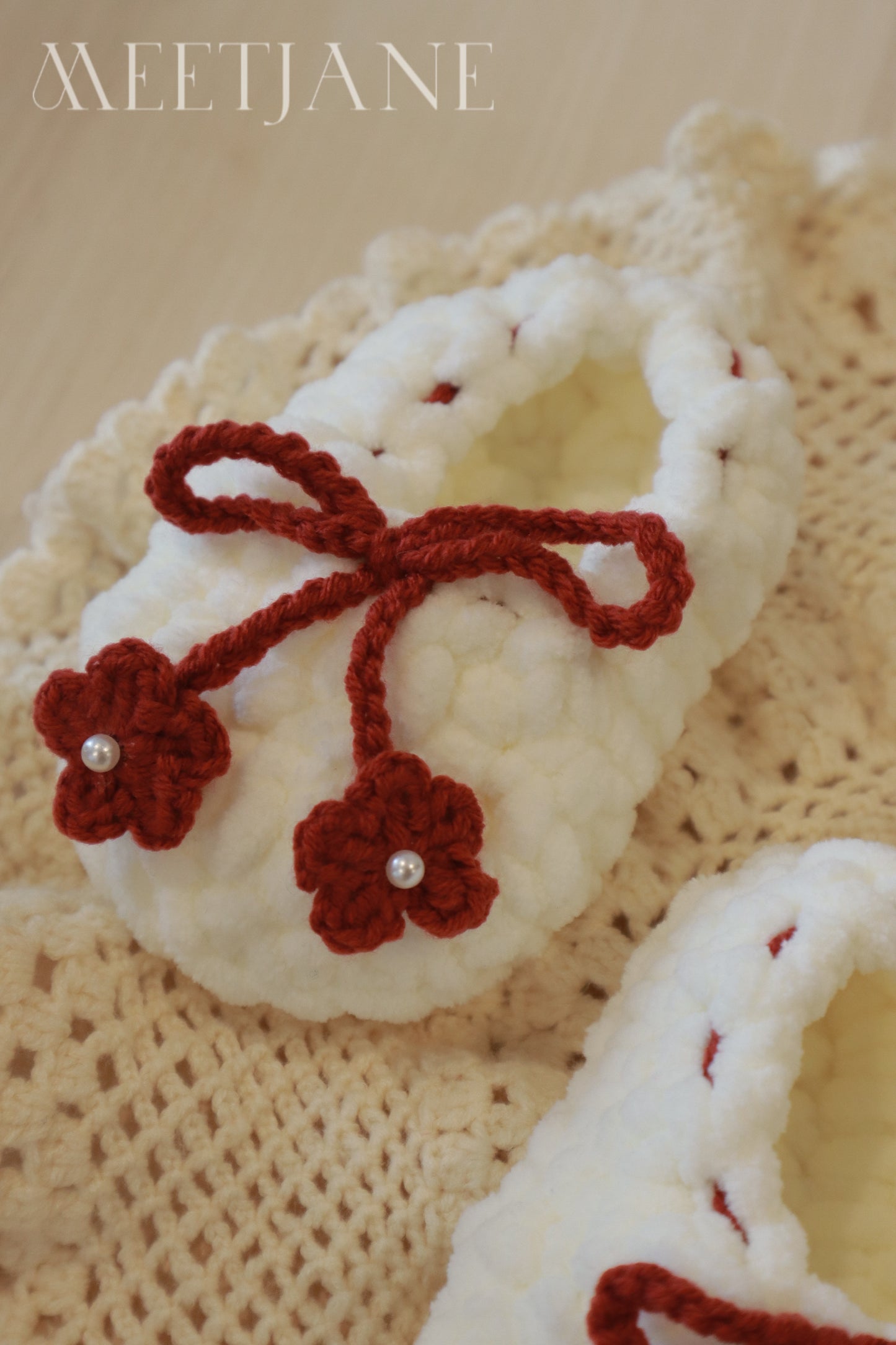 Crochet Gift| Melbourne |baby shower gift|Baby shoes|cute flower